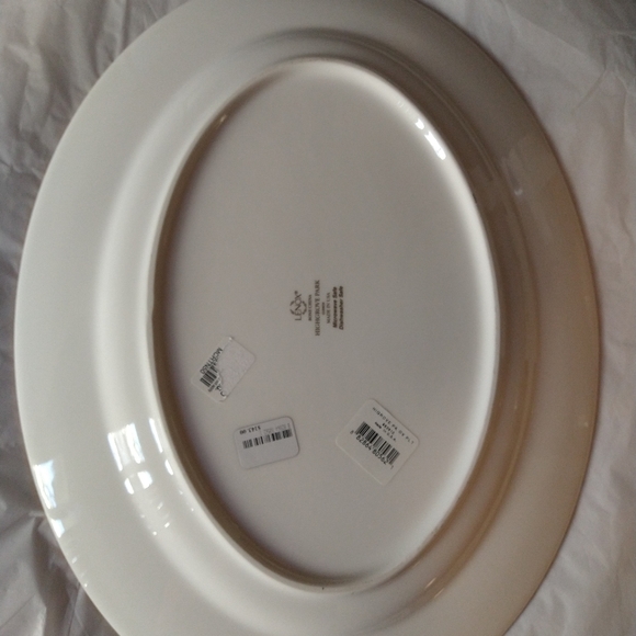 Lenox Highgrove Park 16-Inch Oval Platter - Picture 4 of 5